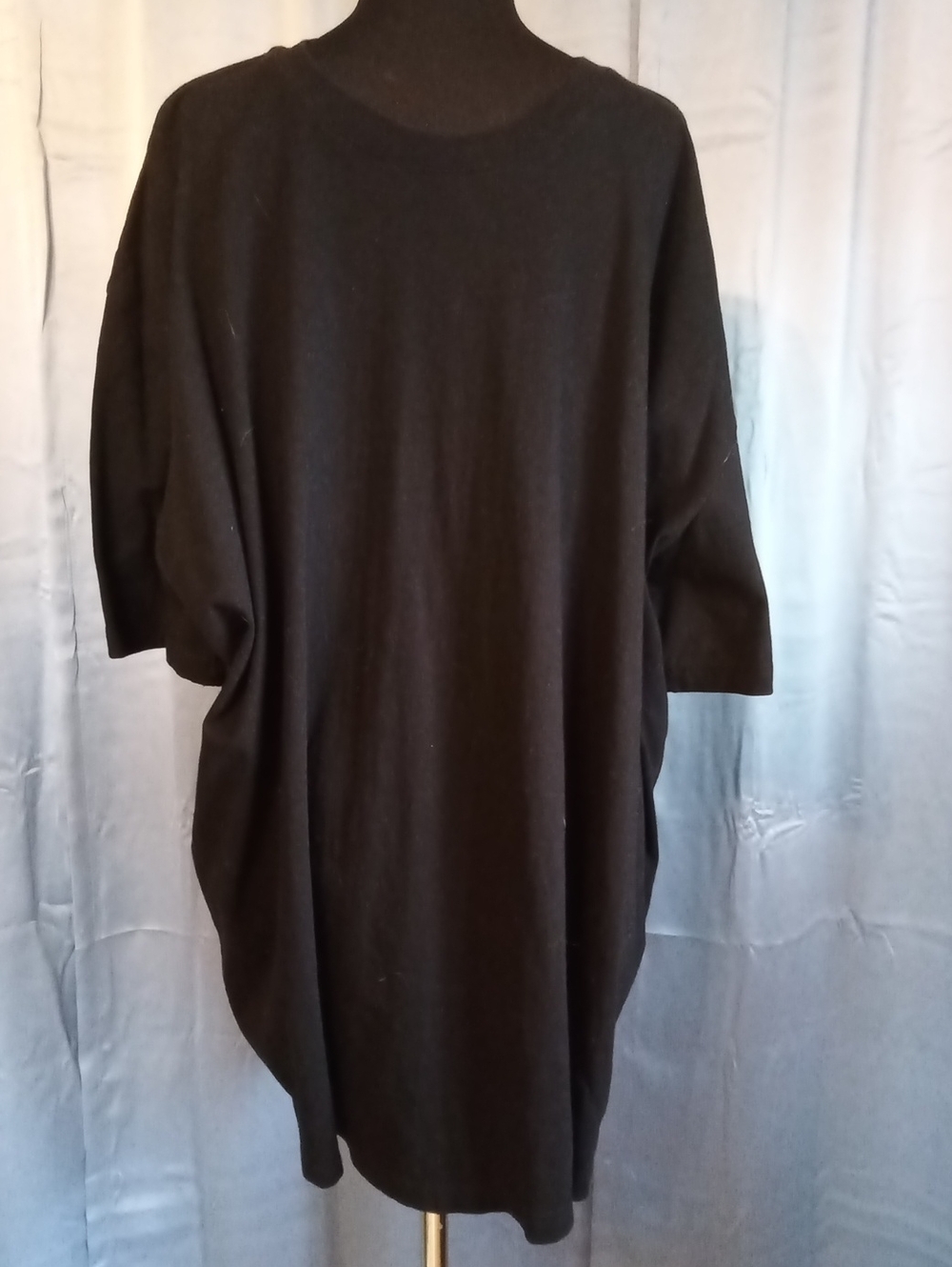 Men's Black Crewneck Oversized Knit Sweater